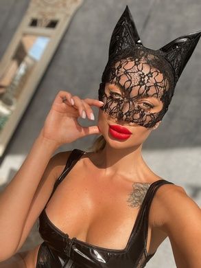 Кружевная маска "Кошка", рисунок кружева может отличаться от фото
