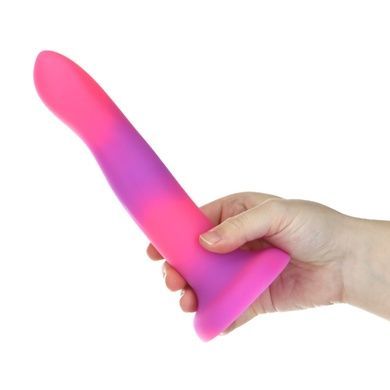 Светящийся в темноте фаллоимитатор ADDICTION Rave 8 Dildo Pink Purple SO6850 фото